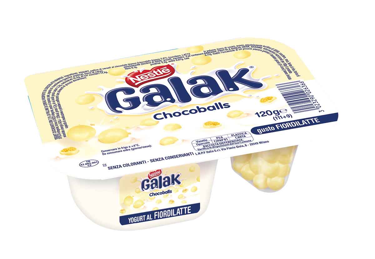Yogurt zuccherato con 7,5% di palline di cereali ricoperte di cioccolato bianco Galak