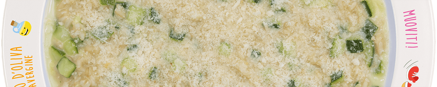 Risotto integrale con zucchine e formaggio stagionato