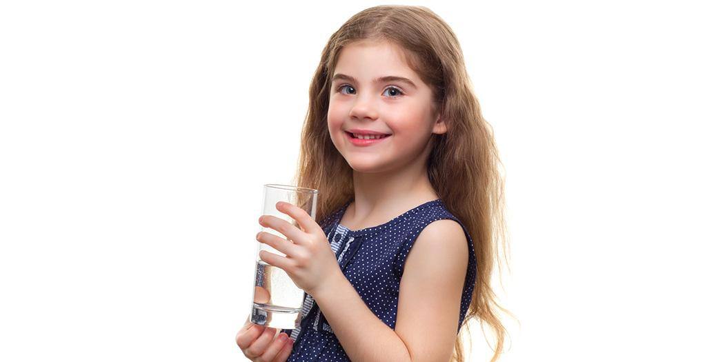 Come Mantenere un’Idratazione Corretta: Consigli dei Pediatri