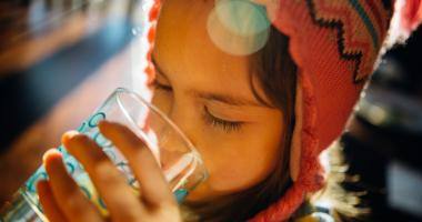 Rischi, prevenzione e segnali della disidratazione nei bambini