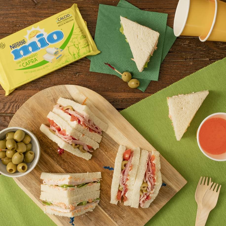 Tramezzini da Picnic con formaggio di capra