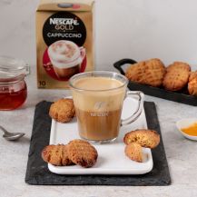 Golden Cappuccino Nescafé e biscotti alla curcuma