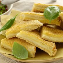 Mozzarelle in carrozza con piselli in umido						