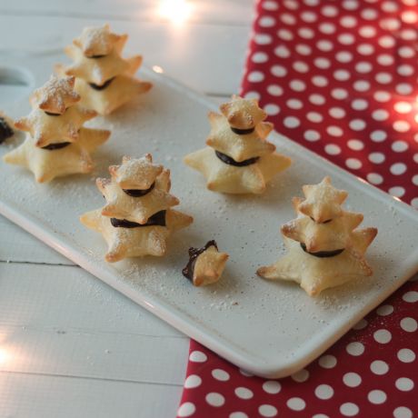 Scopri la ricetta degli alberi di Natale di pasta sfoglia