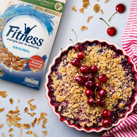 Crumble di ciliegie con Cereali Fitness