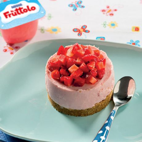 Mini cheesecake con frùttolo e fragole