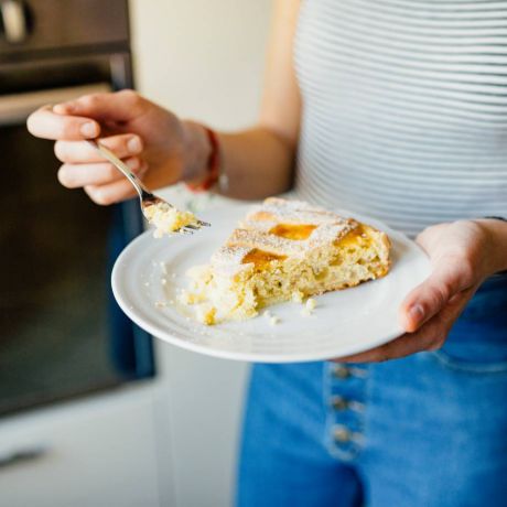 fetta di pastiera napoletana 