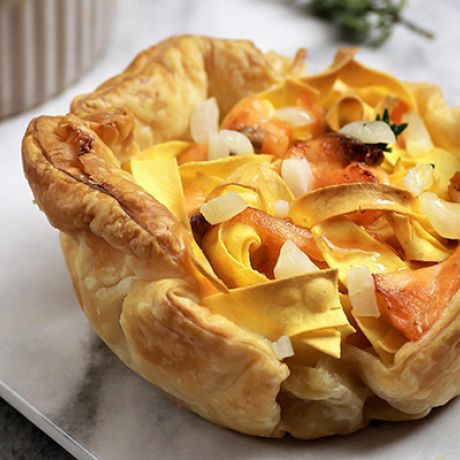 Timballo di tagliatelle con finocchi e salmone Timballo di tagliatelle con finocchi e salmone
