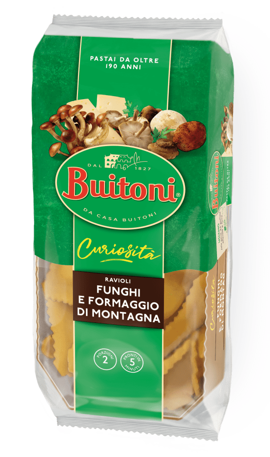 Mordi la fragrante pasta all'uovo e assapora un perfetto mix di sapori Confezione di Ravioli con funghi e formaggio di montagna Buitoni
